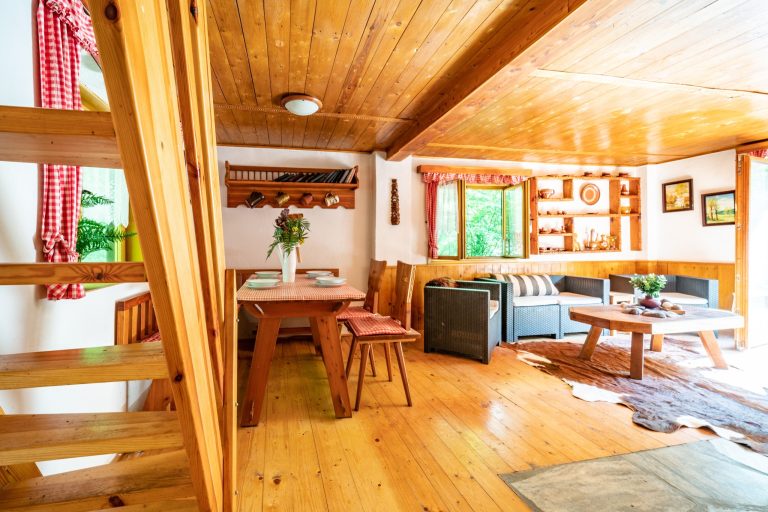 31-04015